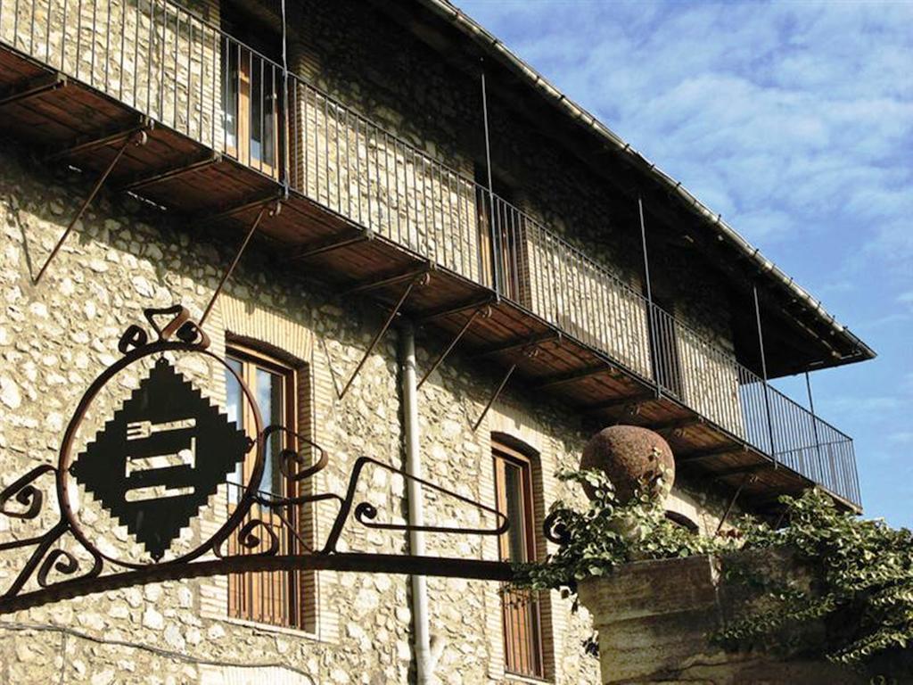 Fonda Biayna Hotel Bellver De Cerdanya Exterior foto