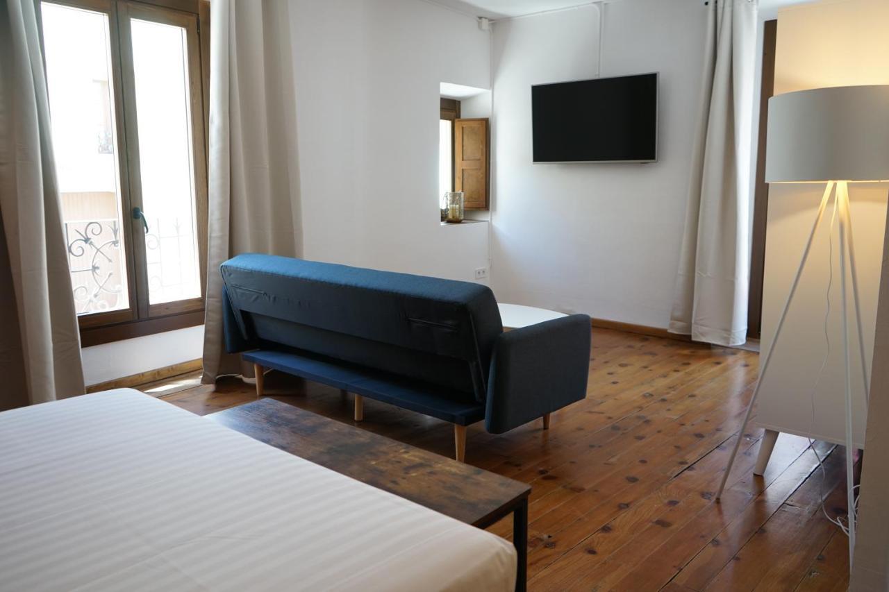 Fonda Biayna Hotel Bellver De Cerdanya Exterior foto